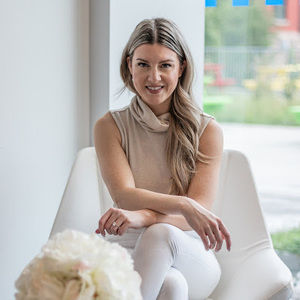 Meet your Posher, Olivia